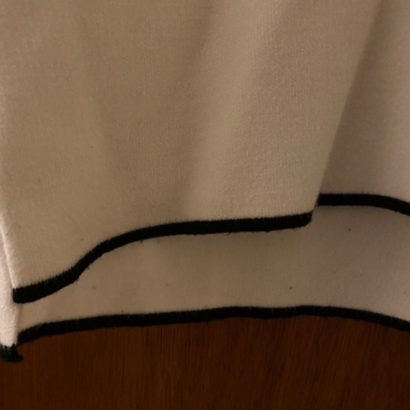 Zara Sleeveless Sweater Turtleneck - Picture 3 of 5